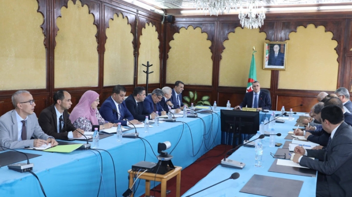 ماضون في استثمارات استراتيجية لتطوير المرفق العمومي للمياه