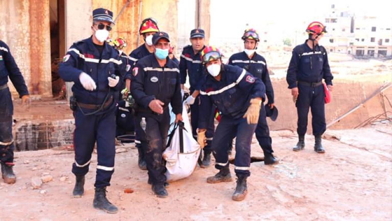 فرق الحماية المدنية تنتشل 18 جثة بدرنة الليبية