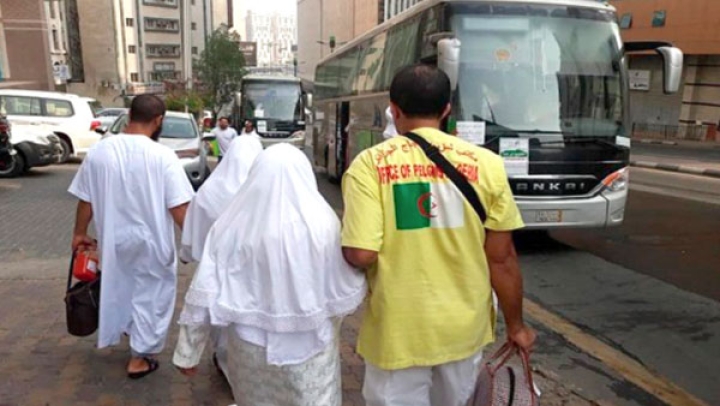 رحلات عودة الحجاج الجزائريين تنطلق غدا