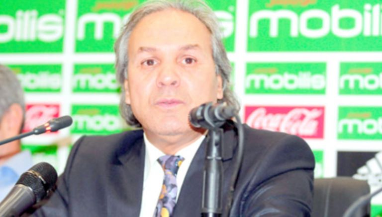 لازلت مدرب المنتخب الوطني