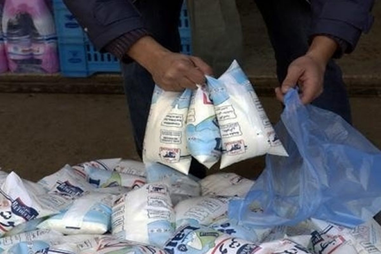 الموزعون يبحثون في إمكانية رفع الحصص وتقليص الطوابير أمام مركّب بئر خادم