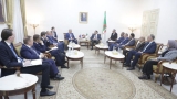   رئيس لجنة الدفاع الوطني، بمجلس الأمة، عيسى نايلي - نائب رئيس لجنة الدفاع والأمن للمجلس الفدرالي الروسي، يوري فالييف