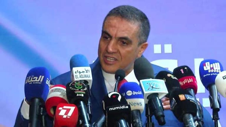 دستور جديد على مقاس الشعب وليس الأشخاص