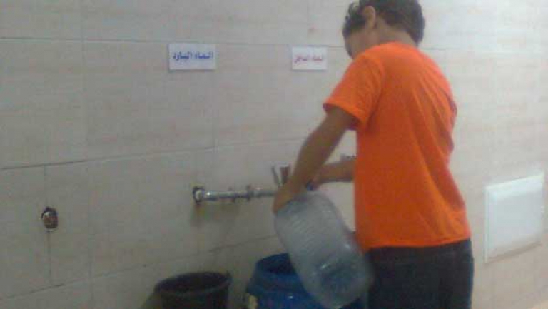 سكان الفركوسة الكحلة ينتظرون الماء والتكفل الصحي