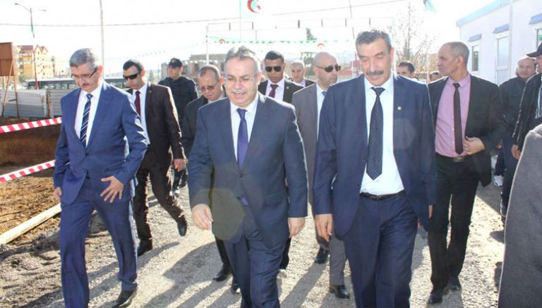 العمل على تدارك التأخر في إنجاز المشاريع