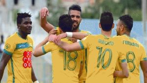 شبيبة القبائل تعزز مركزها واتحاد بلعباس يطيح بالمولودية