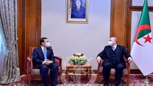 الوزير الأول، أيمن بن عبد الرحمان-سفير جمهورية الصين الشعبية بالجزائر، لي ليانه