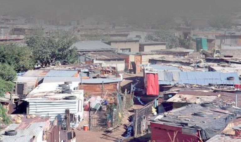 المنتخبون يثيرون مشكل عودة البناءات القصديرية