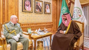 الفريق أول السعيد شنقريحة، رئيس أركان الجيش الوطني الشعبي-وزير الدفاع للقوات المسلحة السعودية، سمو الأمير خالد بن سلمان بن عبد العزيز آل سعود