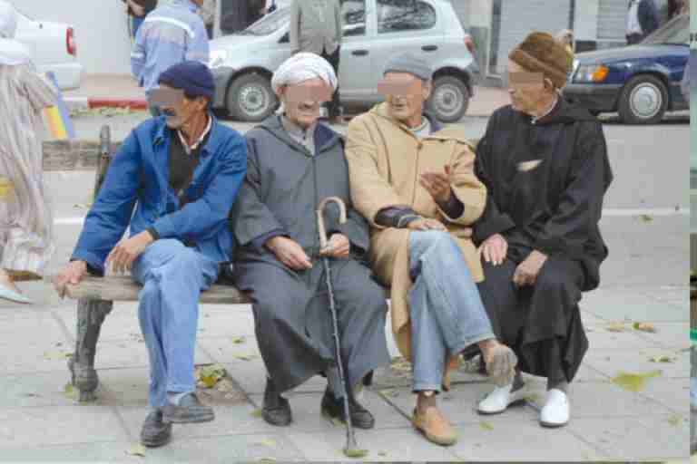 إعانات للمسنين المرضى والمحرومين