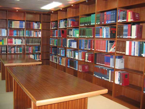 أول ملتقى وطني حول التكوين في علم المكتبات