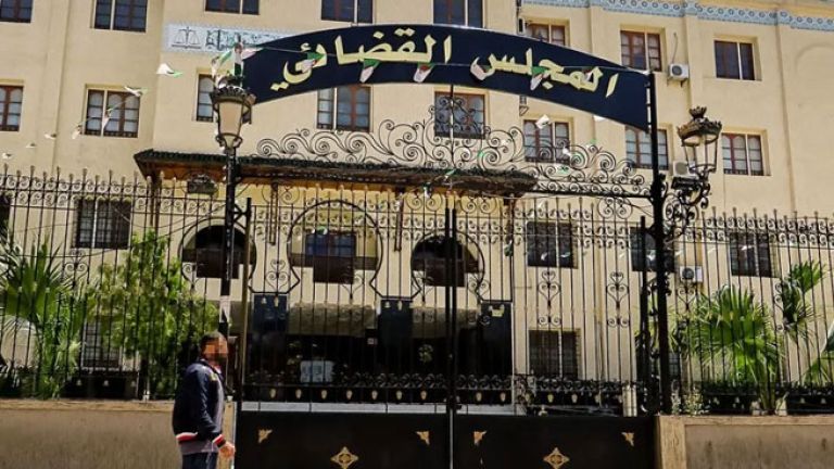تأجيل محاكمة الهامل وبراشدي إلى 24 أكتوبر