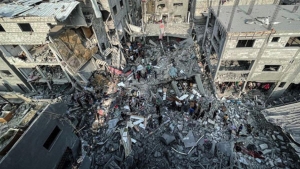 الإرهاب الصهيوني يتواصل.. شهداء في قصف لمنزل وسط غزة