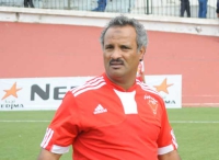 شريف الوزاني يطالب "الحمراوة" بالصبر على لاعبيه