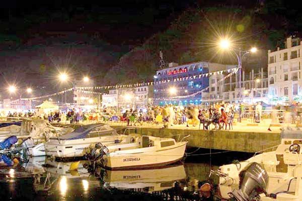 مدينة "سطورة" ملجأ العائلات السكيكدية