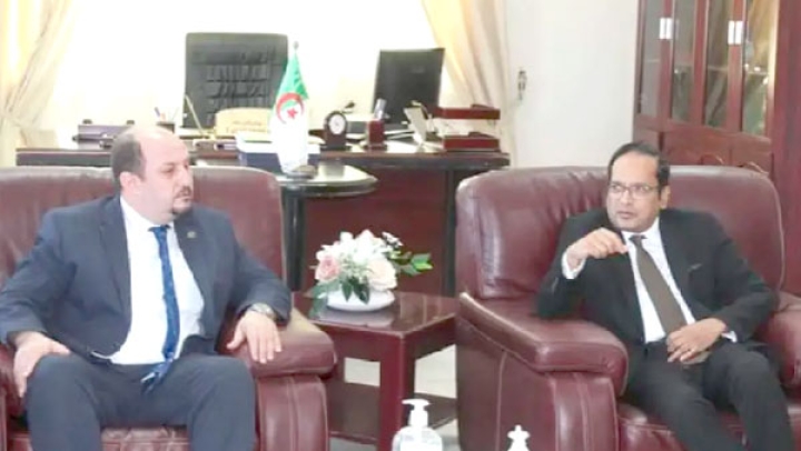 ترقية التبادل الأكاديمي بين الجامعات الجزائرية والبنغالية