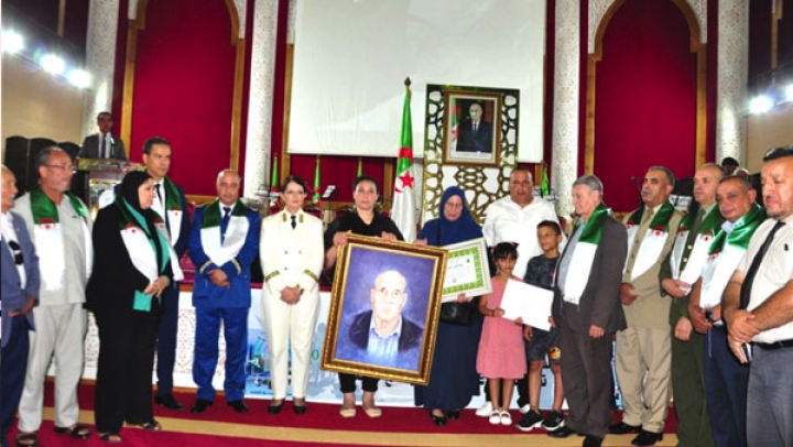 سكيكدة تستفيد من 11 ألف وحدة سكنية