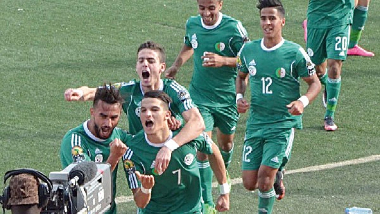 أمل الكرة الجزائرية
