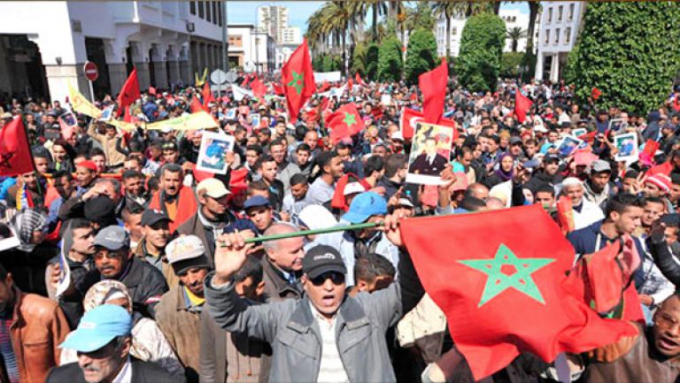 &quot;المخزن&quot; المغربي في مواجهة جبهة اجتماعية ملتهبة