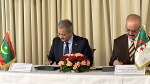 رئيس السلطة الوطنية لحماية المعطيات ذات الطابع الشخصي، سمير بورحيل-رئيس سلطة حماية البيانات ذات الطابع الشخصي للجمهورية الإسلامية الموريتانية، محمد الأمين ولد سيدي