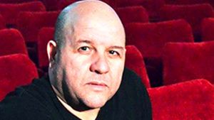 جمال قرمي المدير الفني بالمسرح الوطني الجزائري "محيي الدين بشطارزي"