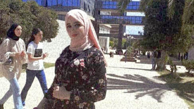 سأكون يوما ما قمرا وسط النجوم