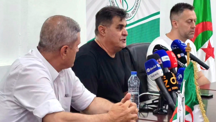 إبرام عقد مع الخبير البولندي ماتيلا بيوتر جارزي