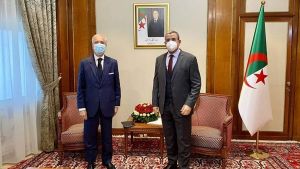 الوزير الأول، عبد العزيز جراد- سفير جمهورية البرتغال بالجزائر، لويس دي ألبوكويركي فيلوسو