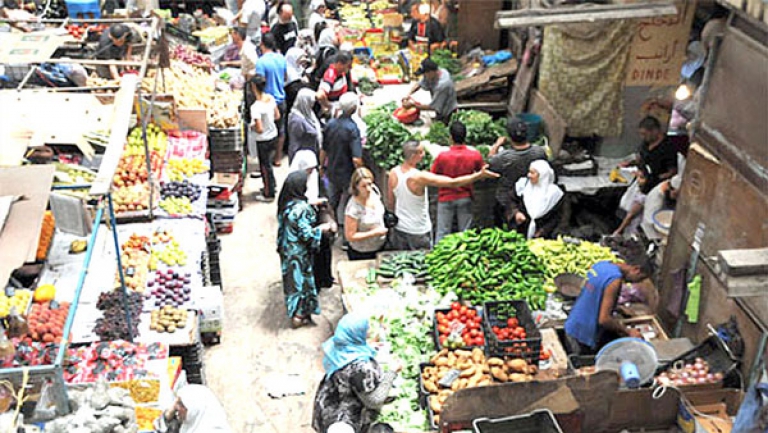 سوق السوريكال يضيق بمرتاديه