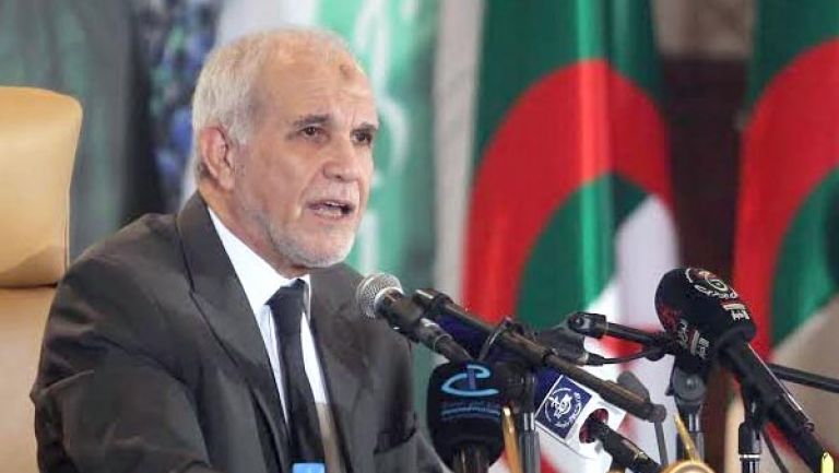 شرفي يدعو النخبة للإسهام في بناء الجزائر الجديدة