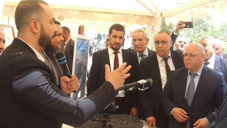 على شباب اليوم التمسك بتاريخ وذاكرة أسلافهم