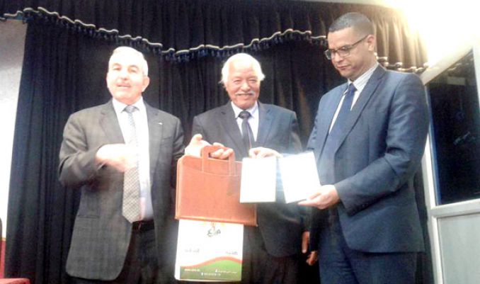 الأديب بشير خلف يُكرم بالجزائر العاصمة