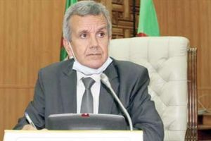 لقاء وطني قبل نهاية السنة لتجسيد قانون الصحة الجديد