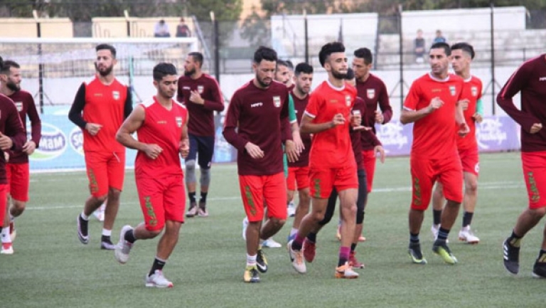 "الفريق بحاجة إلى مساعدات السلطات لمواجهة الأزمة المالية"
