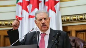 الحفاظ على اللحمة الوطنية والرد على المشككين