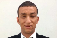 ضعف البصر كان حافزا للنجاح والتألق