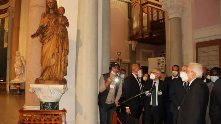 الرئيس الإيطالي يبدي إعجابه الكبير بالموقع الأثري هيبون