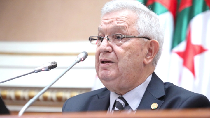رئيس مجلس الأمة يهنّئ