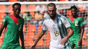 الدولي الجزائري نبيل بن طالب