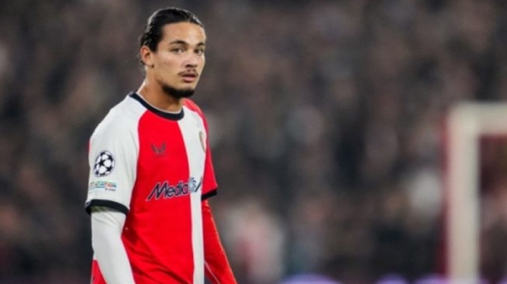 فينورد الهولندي يفصل في خليفة أنيس حاج موسى