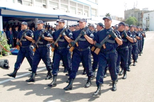 تاريخ وإنجازات الشرطة الجزائرية موضوع محاضرة
