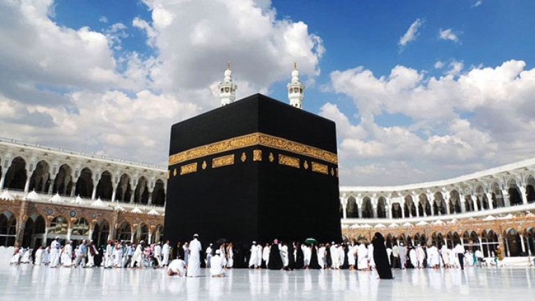 ترحيب واسع بإعادة فتح تسجيلات عمرة رمضان