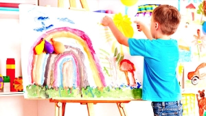 عطلة الصيف فرصة لتعليم الطفل أحد الفنون