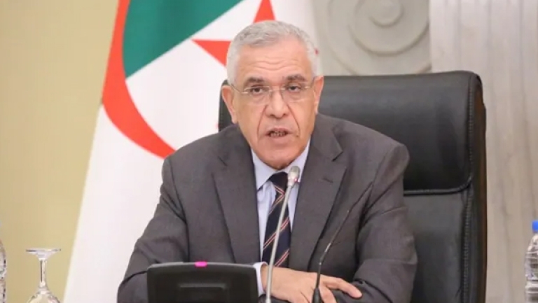 الجزائر مستهدفة بسبب مواقفها السياسية القوية