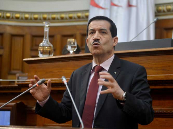 غول يعلن عن قروض بنكية لأصحاب الحافلات القديمة