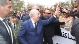الرئيس في صف المواطن