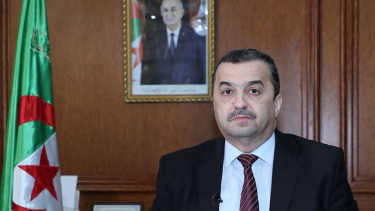 توفير الكهرباء والغاز أولوية