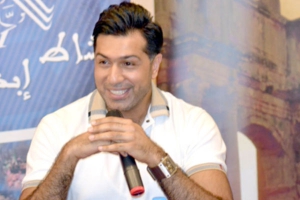 اِنتظروني في ديو مع فنان جزائري