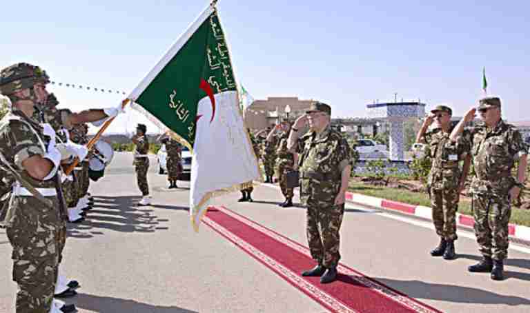 قايد صالح يشرف على تمرين «عاصفة 2017»