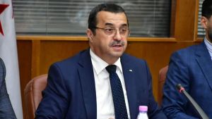 وزير الطاقة والمناجم، محمد عرقاب